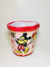 Load image into Gallery viewer, Eco Friendly Pots / Planters Hand Crafted for Hanging or Kids Room Decoration (4.5&quot; Size)